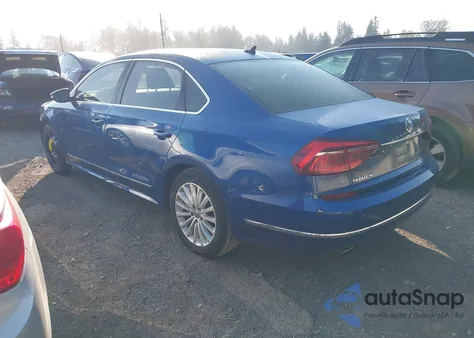 2017 Volkswagen Passat 1.8T Se z USA, uszkodzony, nr VIN 1VWBT7A38HC049181